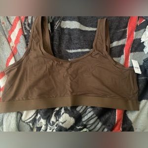 Listing for pwebster07 three old navy supima bras one black two brown